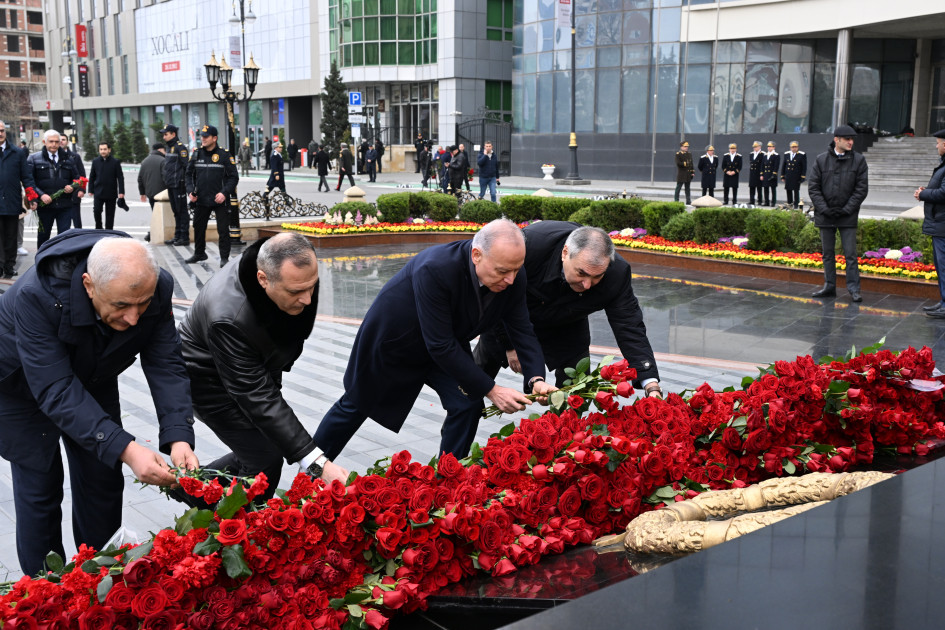 Konstitusiya Məhkəməsində Xocalı faciəsinin qurbanları anılıb<font color=red> - FOTOLAR</font>