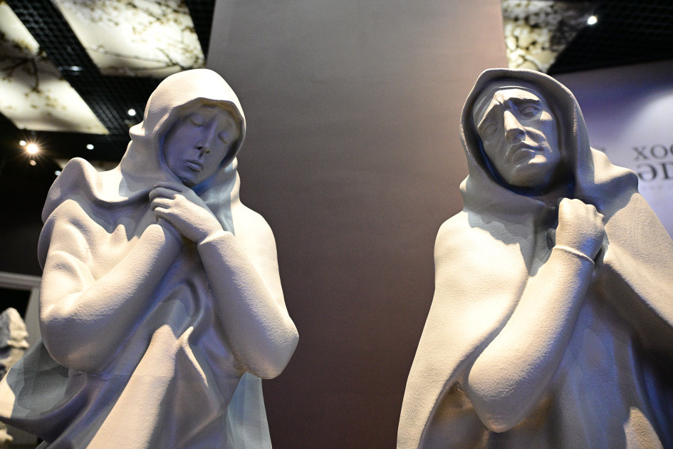 Prezident İlham Əliyev Xocalı Soyqırımı Memorialının açılışında iştirak edib<font color='red'> - YENİLƏNİB 3</font><font color=red> - FOTOLAR</font>