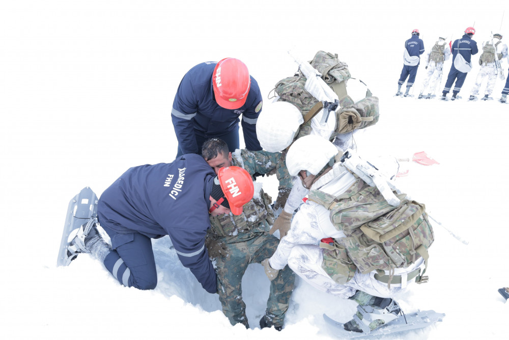 Fövqəladə Hallar Nazirliyi Zəngəzur Milli Parkında təlim keçirib <font color=red> - FOTOLAR</font>