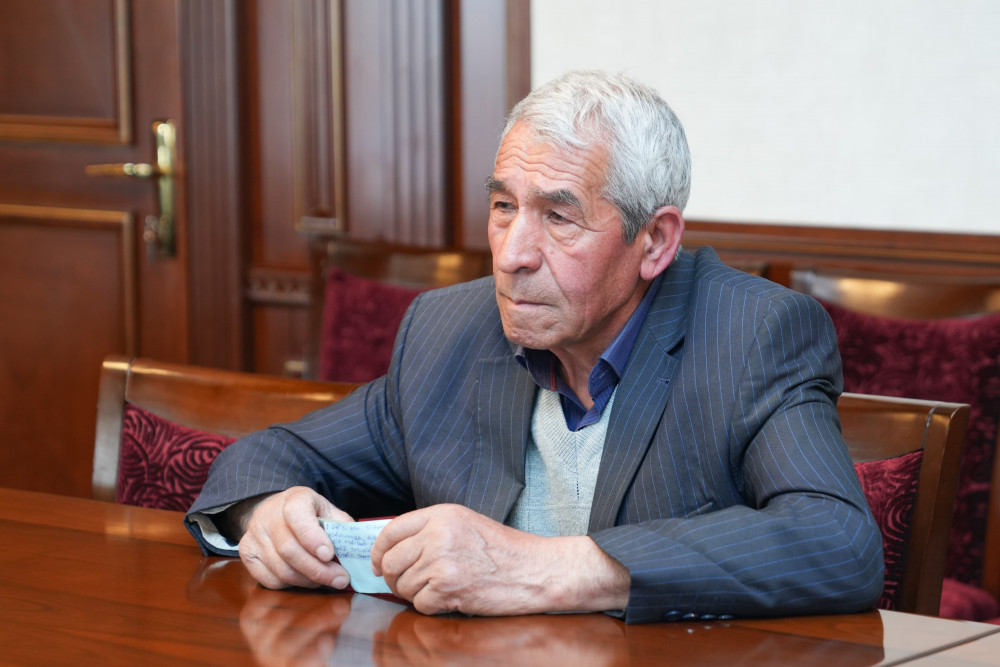 Səlahiyyətli nümayəndə vətəndaşları qəbul edib<font color=red> - FOTOLAR</font>