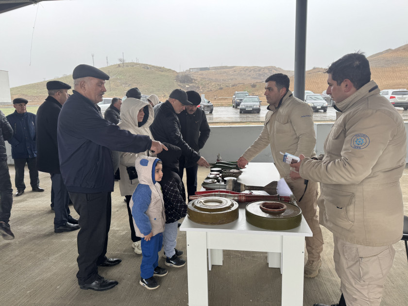 Horovlu kəndi doğma sakinlərini qarşılayır: 40 ailə yeni evlərinə qovuşdu <font color='red'> - YENİLƏNİB</font><font color=red> - FOTOLAR</font>