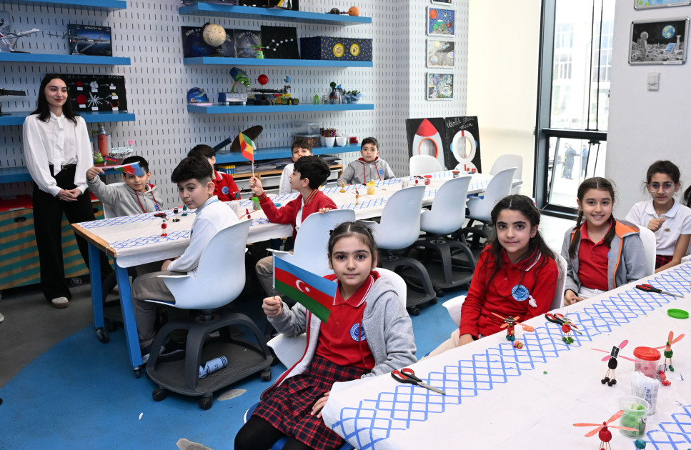 Efiopiyanın Baş naziri “ASAN xidmət”də<font color=red> - FOTOLAR</font>