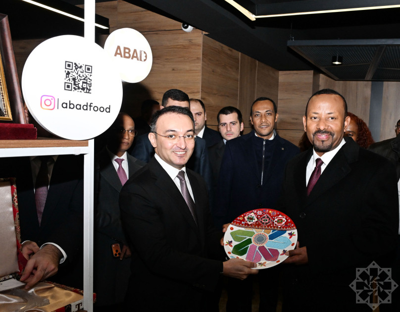 Efiopiyanın Baş naziri “ASAN xidmət”də<font color=red> - FOTOLAR</font>