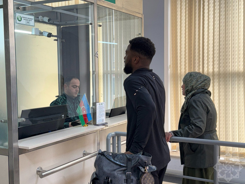 Astara sərhədindən növbəti təxliyə: Fransa, Tacikistan və Çin vətəndaşları ölkəyə daxil olub<font color=red> - FOTOLAR</font>