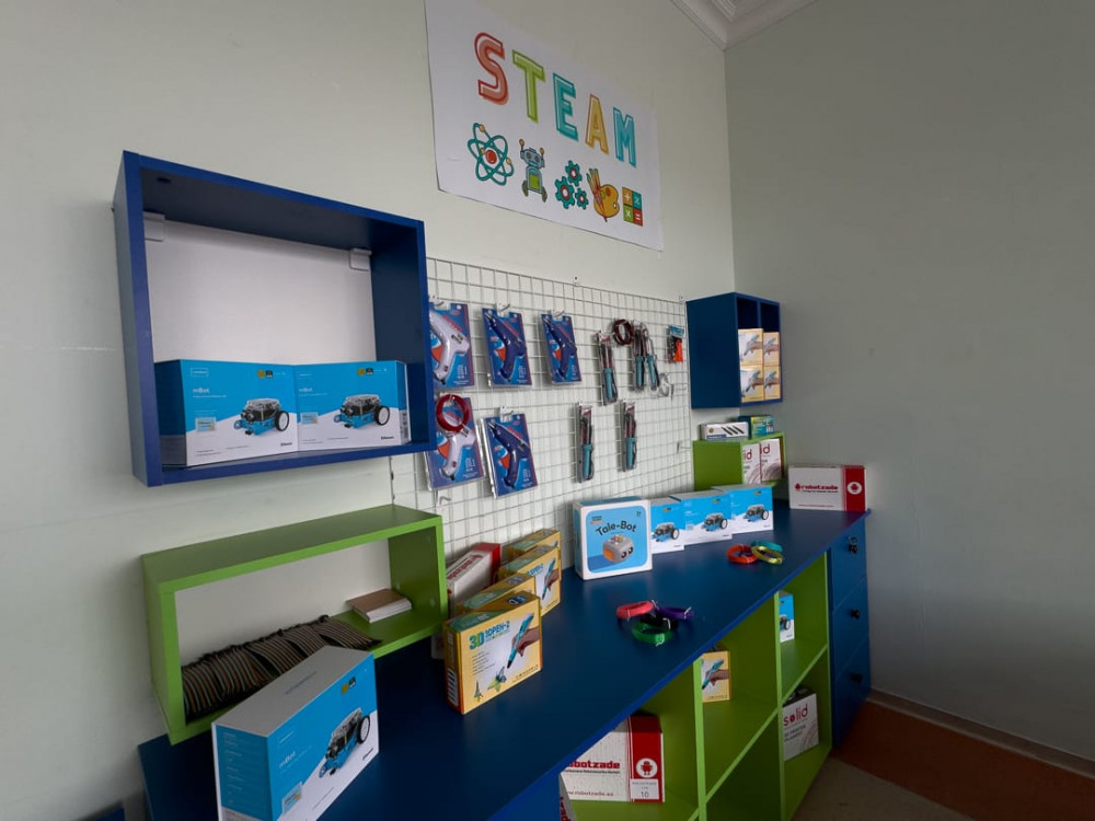 Naxçıvan şəhərinin ümumtəhsil müəssisələrində  17 yeni STEAM otağı yaradılıb  <font color=red> - FOTOLAR</font>