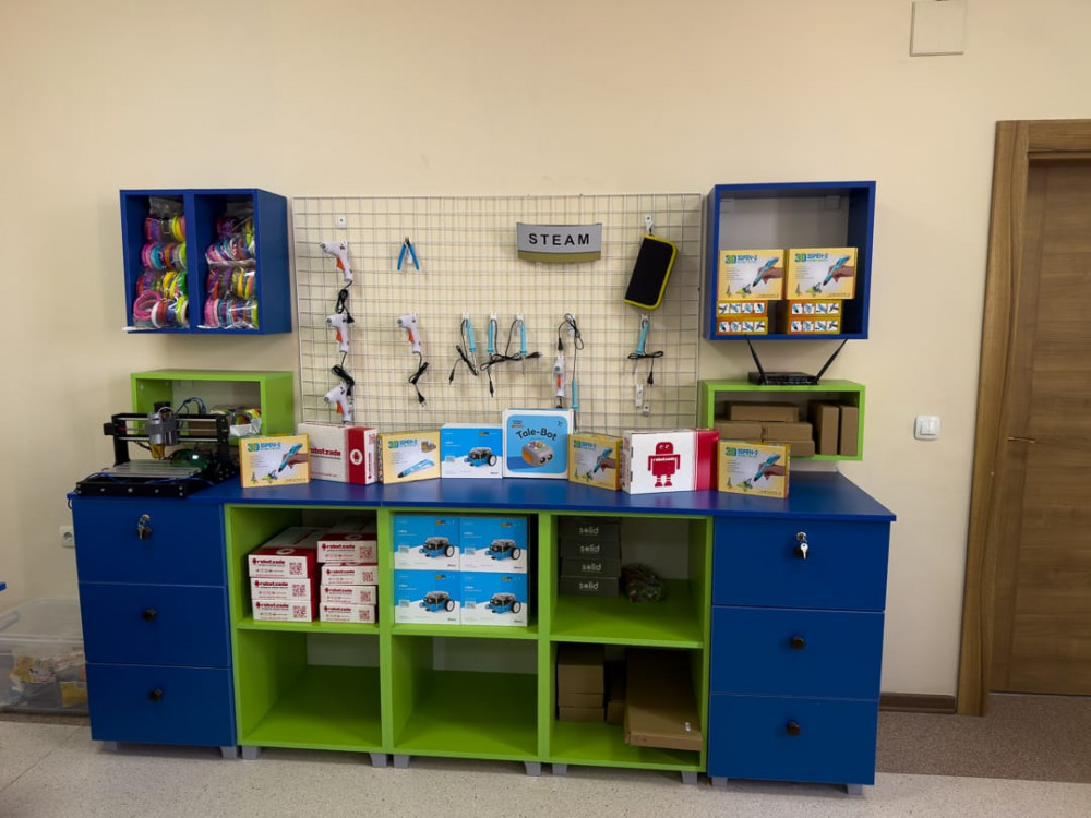 Naxçıvan şəhərinin ümumtəhsil müəssisələrində  17 yeni STEAM otağı yaradılıb  <font color=red> - FOTOLAR</font>