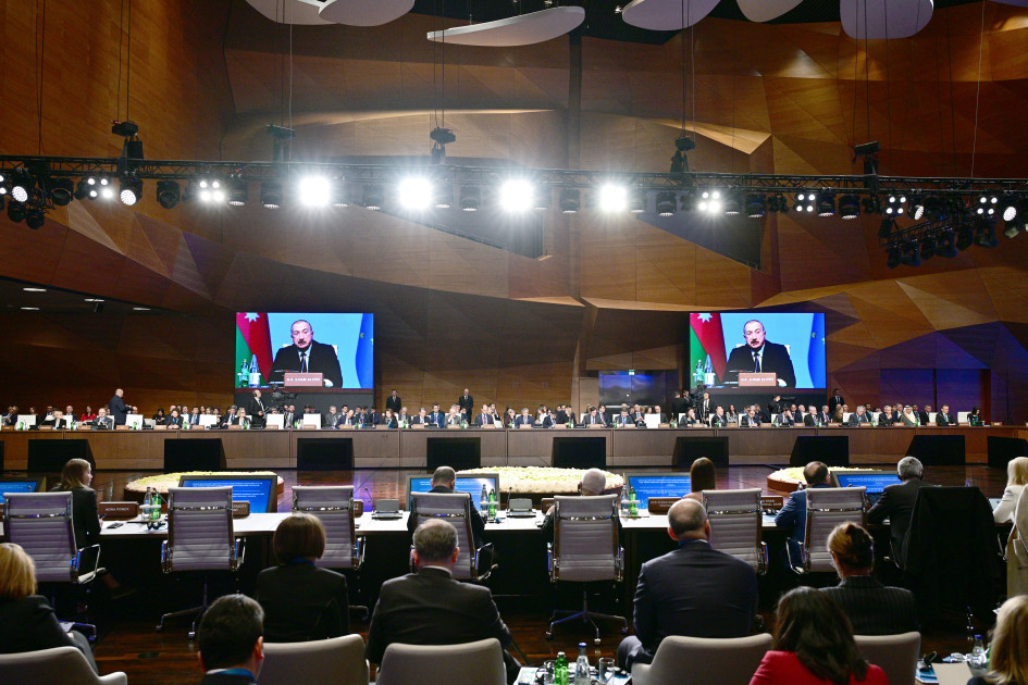 Prezident İlham Əliyev Cənub Qaz Dəhlizi Məşvərət Şurası çərçivəsində nazirlərin 12-ci və Yaşıl Enerji Məşvərət Şurası çərçivəsində nazirlərin 4-cü iclaslarında iştirak edir<font color='red'> - YENİLƏNƏCƏK</font><font color=red> - FOTOLAR</font>