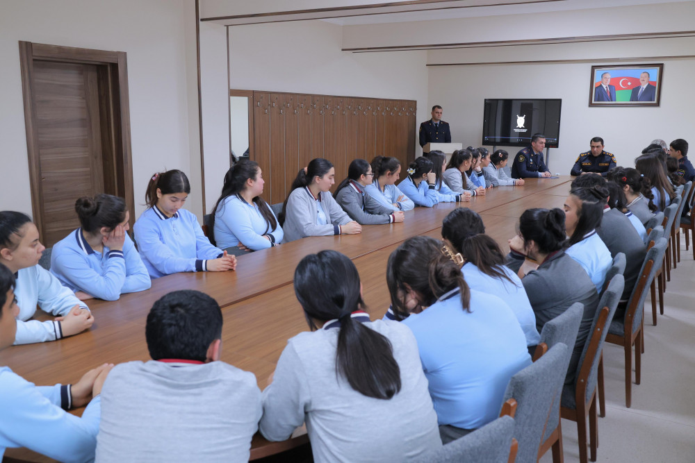 Naxçıvanda məktəblilər üçün növbəti maarifləndirici görüş təşkil olunub<font color=red> - FOTOLAR</font>