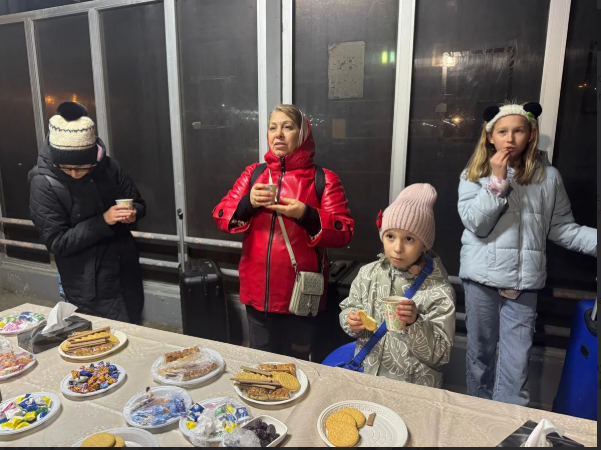 Bu günədək Azərbaycan vasitəsilə İrandan 1161 nəfər təxliyə olunub<font color=red> - FOTOLAR</font>