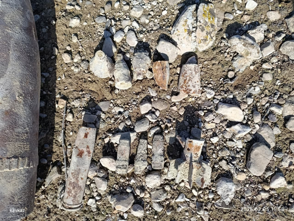 Kəngərli və Culfa rayonları ərazisində hərbi sursatlar aşkar edilib<font color=red> - FOTOLAR</font>