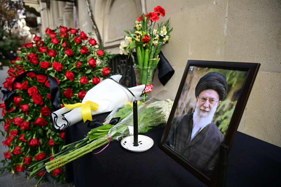 Prezident İlham Əliyev İranın ölkəmizdəki səfirliyində olub, başsağlığı verib<font color=red> - FOTOLAR</font>