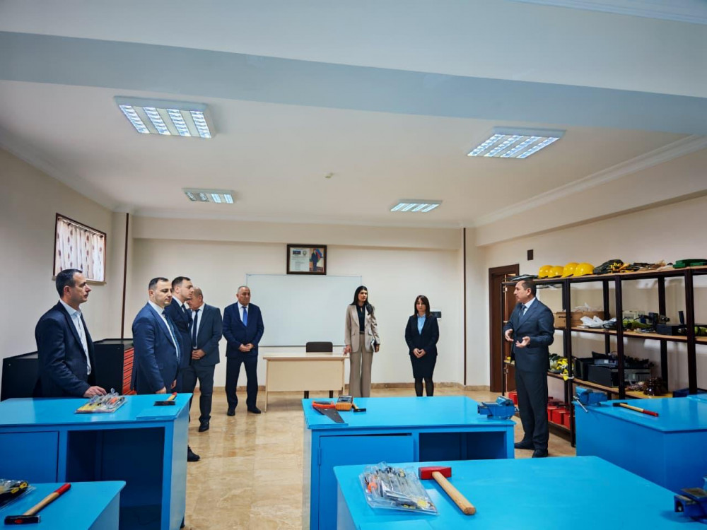 Naxçıvanda peşə təhsilində keyfiyyətə nəzarət mexanizmlərinin tətbiqinə başlanılıb<font color=red> - FOTOLAR</font>