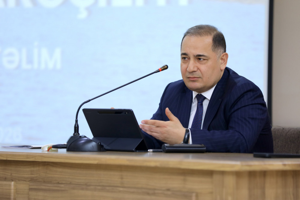 Naxçıvanda “Milli iqtisadiyyat və dövlət idarəçiliyi” mövzusunda təlim keçirilib<font color=red> - FOTOLAR</font>