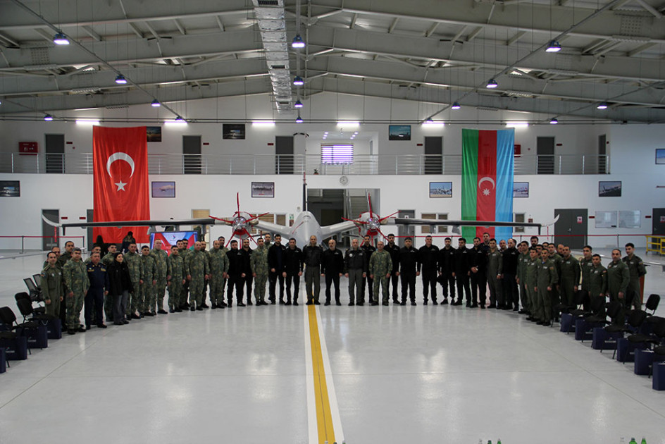 Hərbi Hava Qüvvələrində Bayraktar kursunun birinci buraxılış mərasimi keçirilib<font color=red> - FOTOLAR</font>