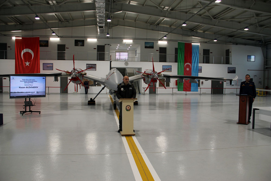 Hərbi Hava Qüvvələrində Bayraktar kursunun birinci buraxılış mərasimi keçirilib<font color=red> - FOTOLAR</font>