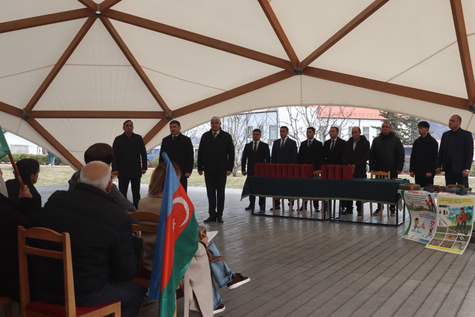 Xocalıya növbəti köç - Təzəbinə və Seyidbəyli kəndlərinə 67 nəfər qayıtdı<font color=red> - FOTOLAR</font>