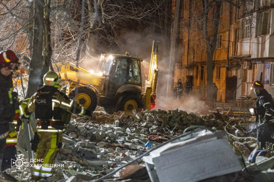 Xarkova hava zərbələri endirilib, ölənlər və xəsarət alanlar var<font color=red> - FOTOLAR</font>