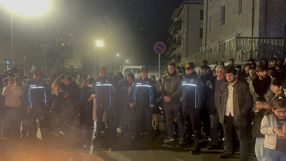 Şuşada Yel çərşənbəsi sevinci<font color=red> - FOTOLAR</font>