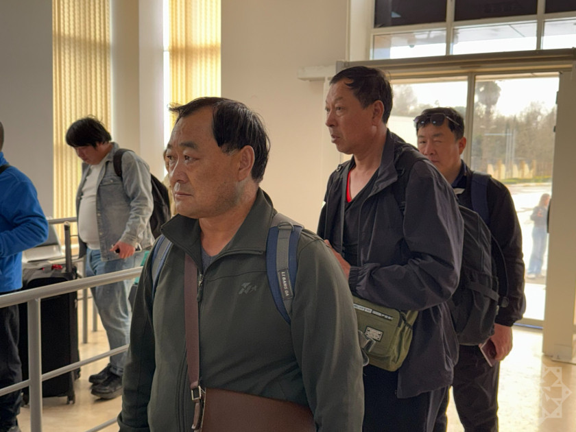 İrandan təxliyə davam edir: Bir qrup xarici vətəndaş təxliyə olunub<font color=red> - FOTOLAR</font>