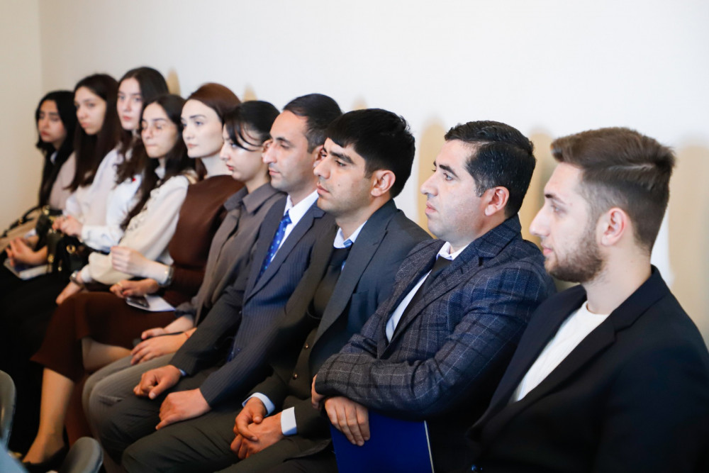 Naxçıvanda gənclər təşkilatları ilə görüş keçirilib<font color=red> - FOTOLAR</font>