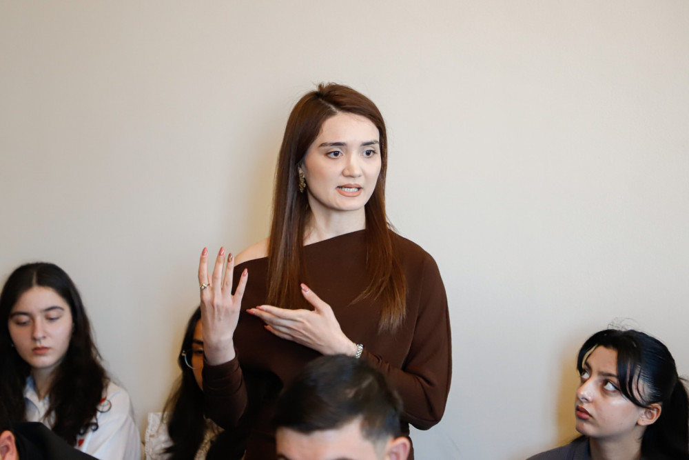 Naxçıvanda gənclər təşkilatları ilə görüş keçirilib<font color=red> - FOTOLAR</font>