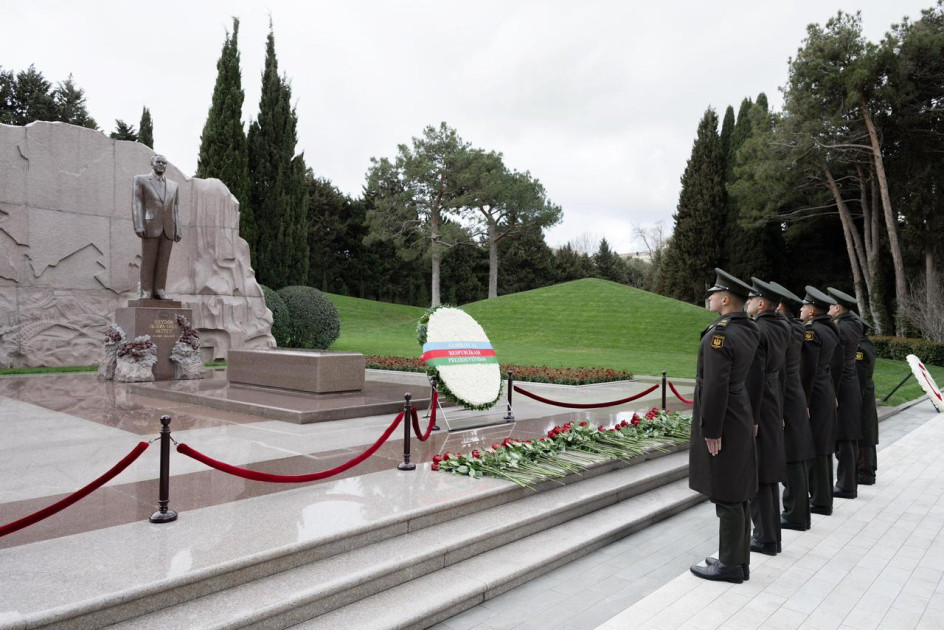 Otuz dörd illik sədaqətli xidmət nümunəsi<font color=red> - FOTOLAR</font>