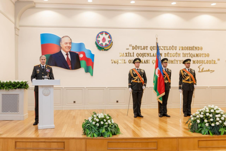 Otuz dörd illik sədaqətli xidmət nümunəsi<font color=red> - FOTOLAR</font>