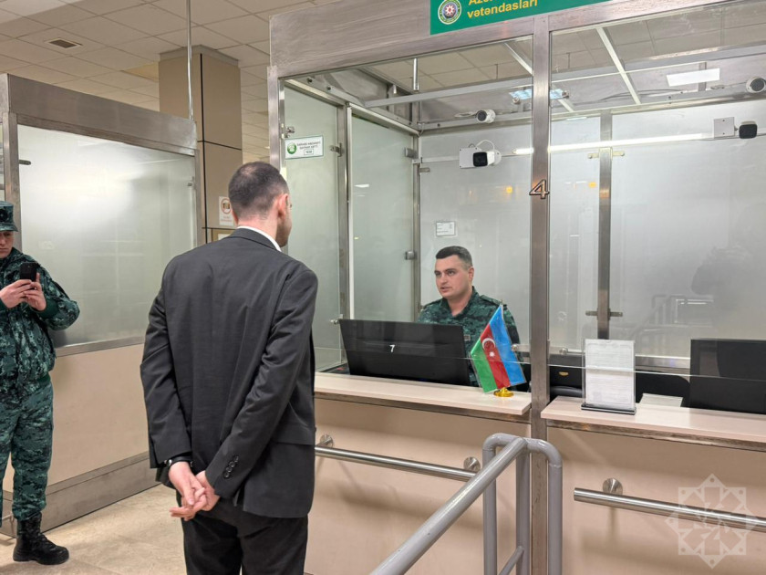 İrandan təxliyə davam edir: Bir neçə ölkə vətəndaşı Azərbaycan ərazisinə daxil olub<font color=red> - FOTOLAR</font>