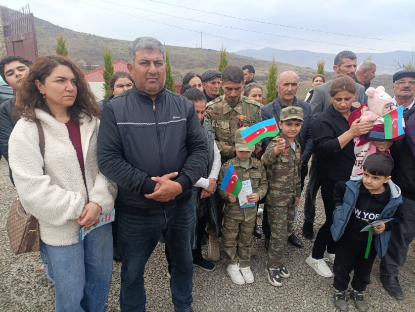 Xocavəndin Xanoba kəndində 25 ailəyə evlərinin açarları təqdim olunub<font color=red> - FOTOLAR</font>