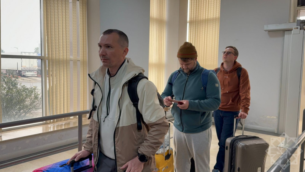 Rusiya, Qazaxıstan və Çin vətəndaşları İrandan Azərbaycana təxliyə olunub<font color=red> - FOTOLAR</font>