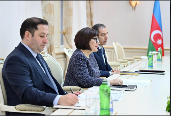 Sahibə Qafarova Çinin Azərbaycandakı səfiri ilə görüşüb<font color=red> - FOTOLAR</font>