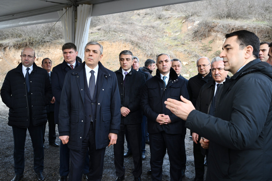 Əlaqələndirmə Qərargahının üzvlərinə Azıx mağarasının infrastrukturunun inkişaf konsepsiyası təqdim olunub<font color=red> - FOTOLAR</font>