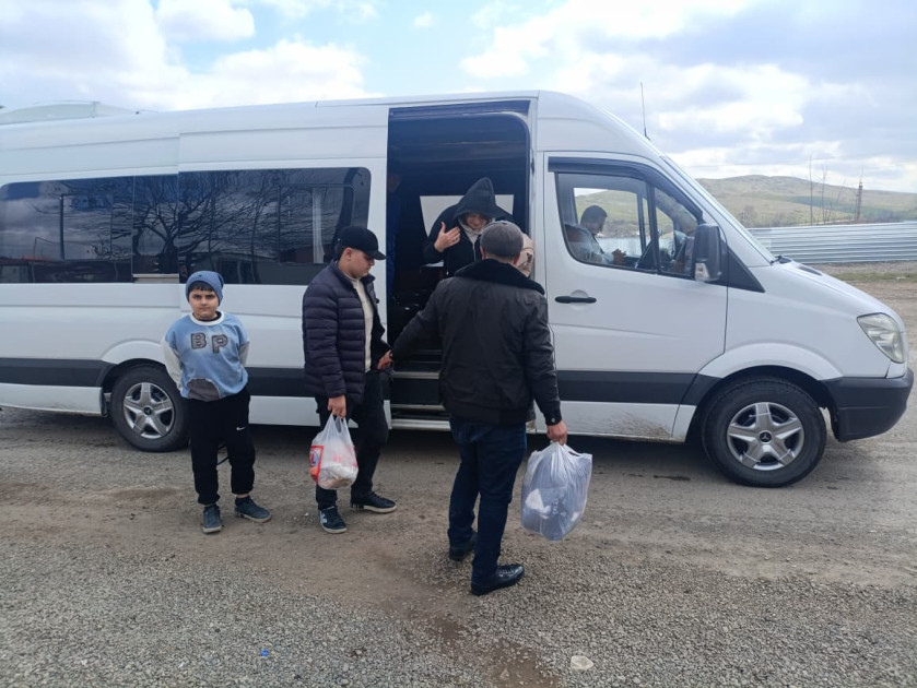 Növbəti köç karvanı Xocavənd kəndinə çatıb<font color=red> - FOTOLAR</font>