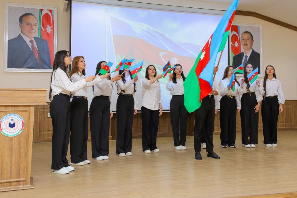 Naxçıvanda telefon rabitəsinin 100 illiyinə həsr olunmuş yubiley tədbiri keçirilib<font color=red> - FOTOLAR</font>