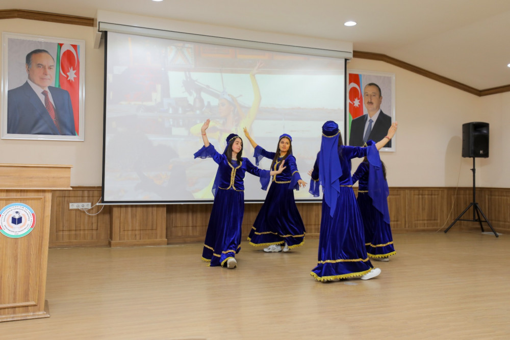 Naxçıvanda telefon rabitəsinin 100 illiyinə həsr olunmuş yubiley tədbiri keçirilib<font color=red> - FOTOLAR</font>