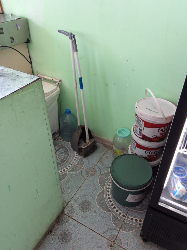 Ordubadda dönərxanada ciddi nöqsanlar aşkarlanıb, inzibati protokol tərtib olunub<font color=red> - FOTOLAR</font>