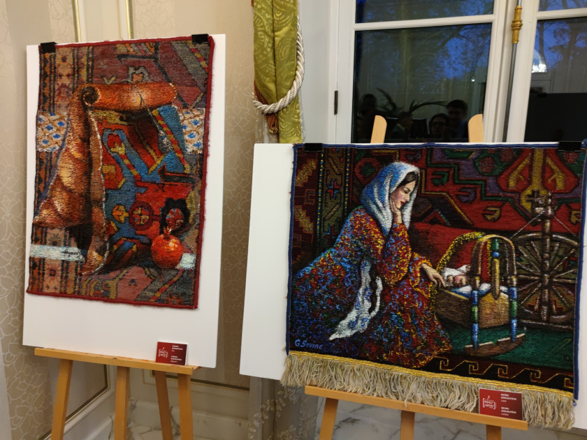 Parisdə Novruz bayramı münasibətilə xalça sərgisi açılıb<font color=red> - FOTOLAR</font>