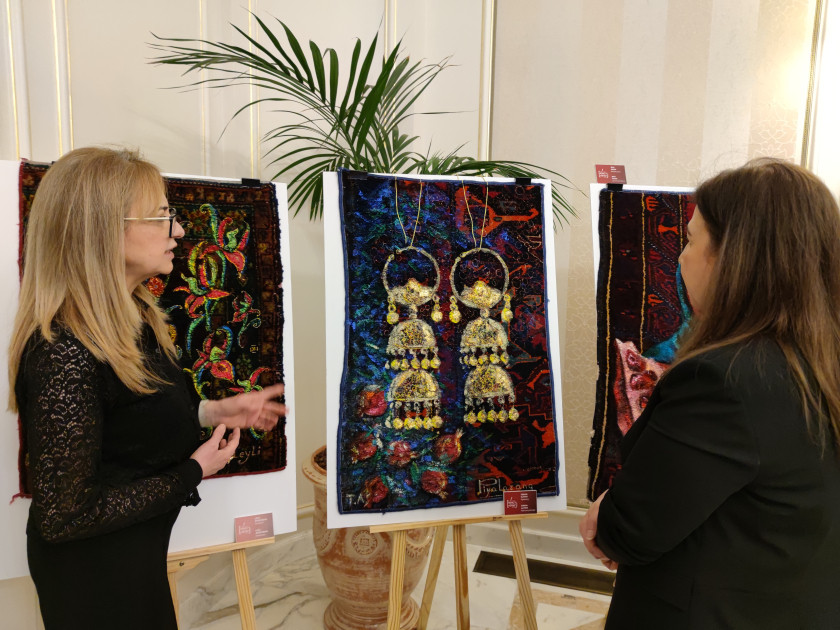 Parisdə Novruz bayramı münasibətilə xalça sərgisi açılıb<font color=red> - FOTOLAR</font>