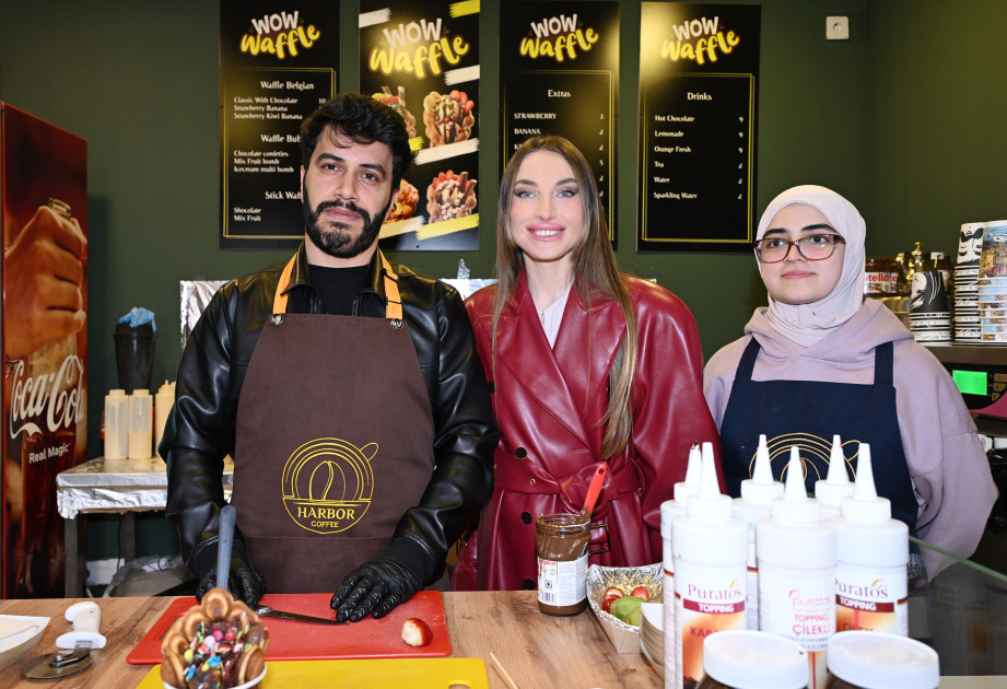 Alena Əliyeva Novruz yarmarkasını ziyarət edib<font color=red> - FOTOLAR</font>