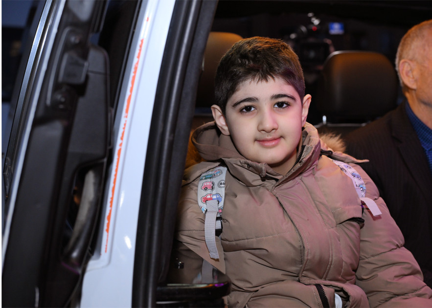 Xocavənd şəhərinə və Xocalı rayonunun Xanabad kəndinə növbəti köç karvanları yola salınıb<font color=red> - FOTOLAR</font>