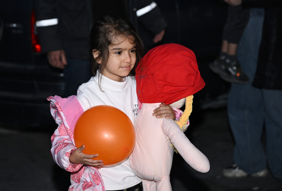 Xocavənd şəhərinə və Xocalı rayonunun Xanabad kəndinə növbəti köç karvanları yola salınıb<font color=red> - FOTOLAR</font>