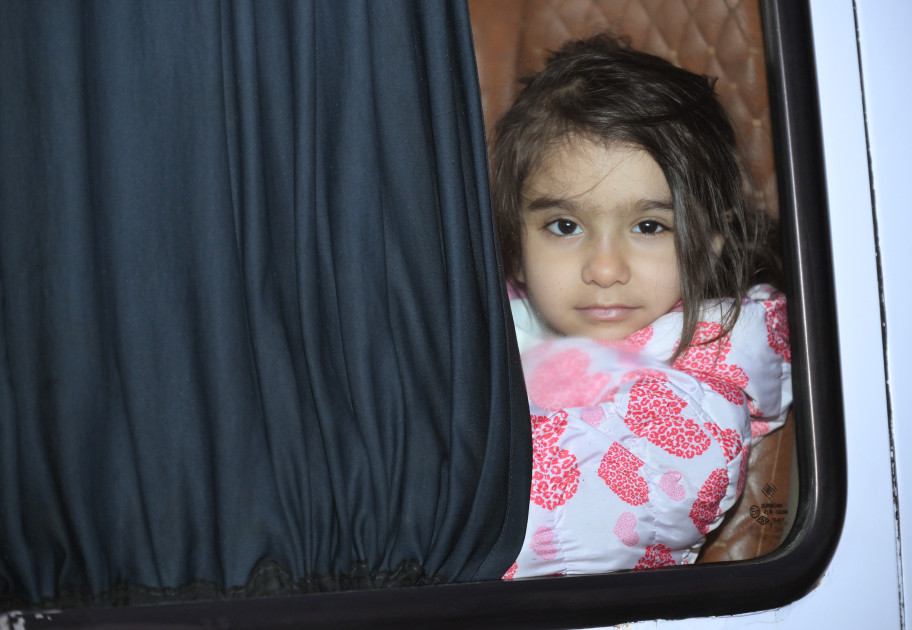 Xocavənd şəhərinə və Xocalı rayonunun Xanabad kəndinə növbəti köç karvanları yola salınıb<font color=red> - FOTOLAR</font>