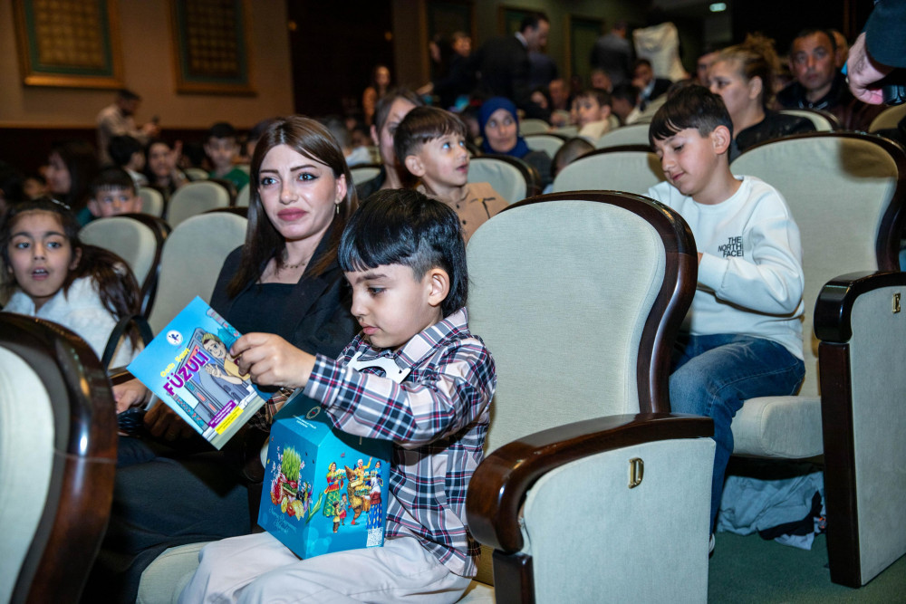 Naxçıvanda sosial qayğıya ehtiyacı olan 300 uşağa bayram hədiyyələri təqdim edilib<font color=red> - FOTOLAR</font>