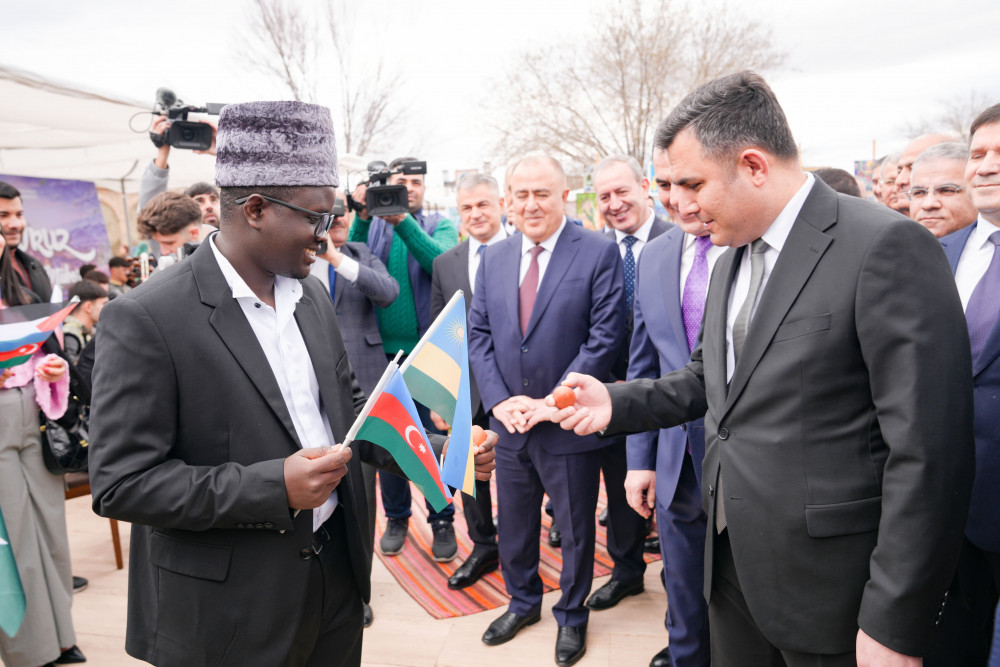 Naxçıvanda Novruz bayramı münasibətilə ümumxalq şənliyi keçirilib<font color=red> - FOTOLAR</font>