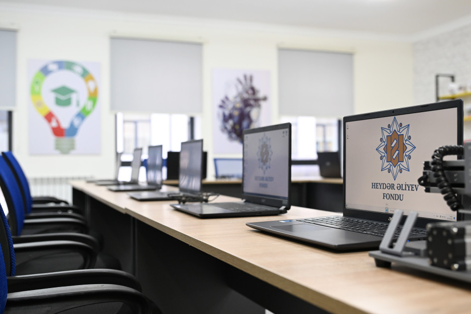 Prezident İlham Əliyev Şamaxı Avropa liseyinin yeni binasının açılışında iştirak edib<font color=red> - FOTOLAR</font>