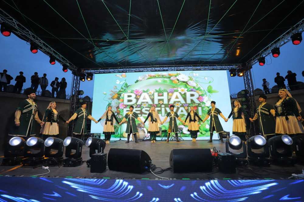 Naxçıvanda “Bahar” festivalı uğurla başa çatıb<font color=red> - FOTOLAR</font>