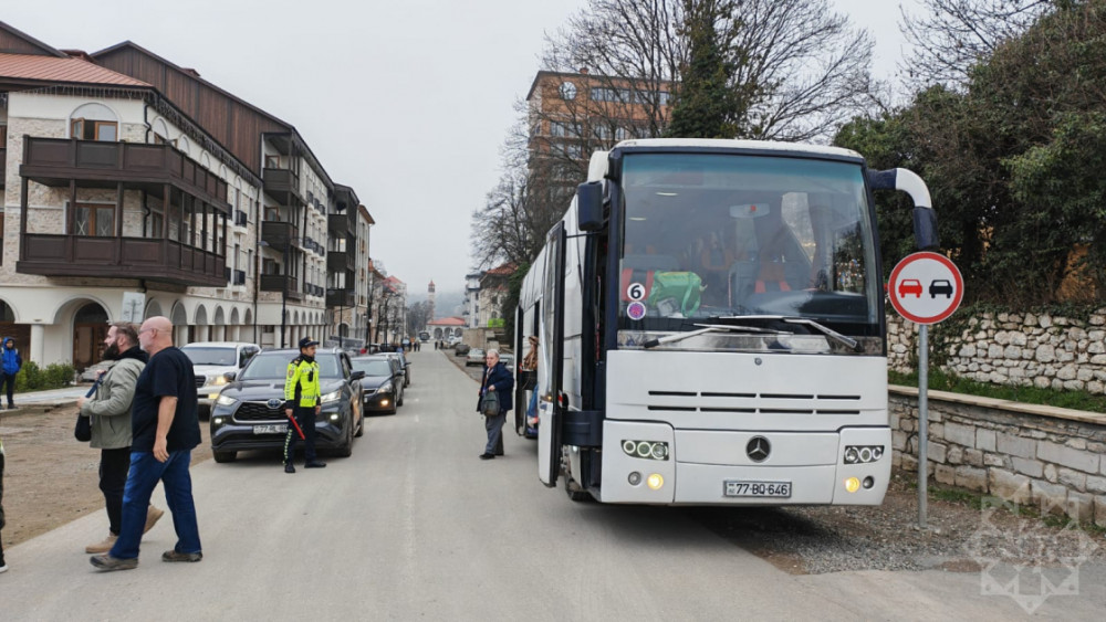 Dünya səyyahları Şuşa şəhərinə gəliblər<font color=red> - FOTOLAR</font>