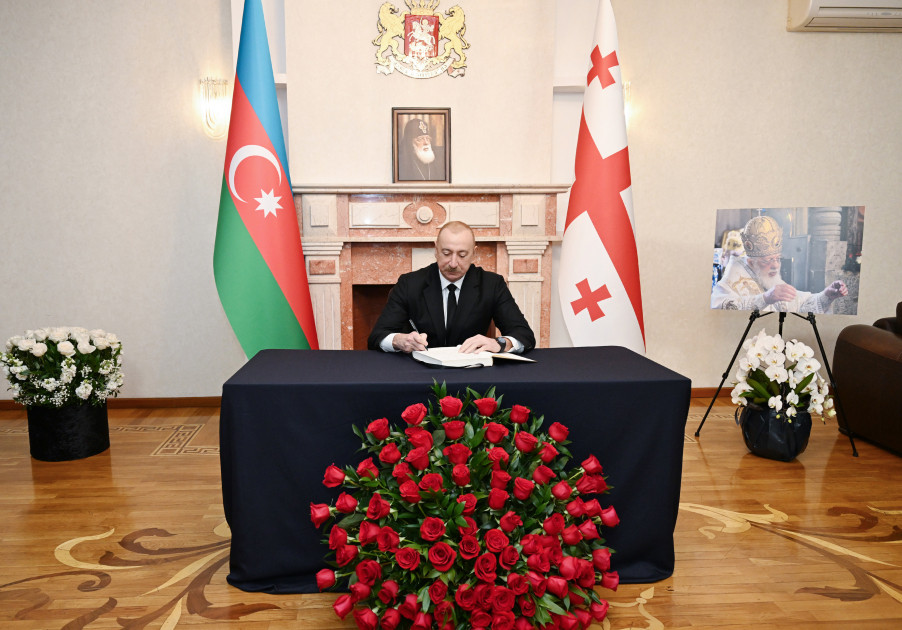 Prezident İlham Əliyev Gürcüstanın Azərbaycandakı səfirliyində olub, başsağlığı verib<font color=red> - FOTOLAR</font>