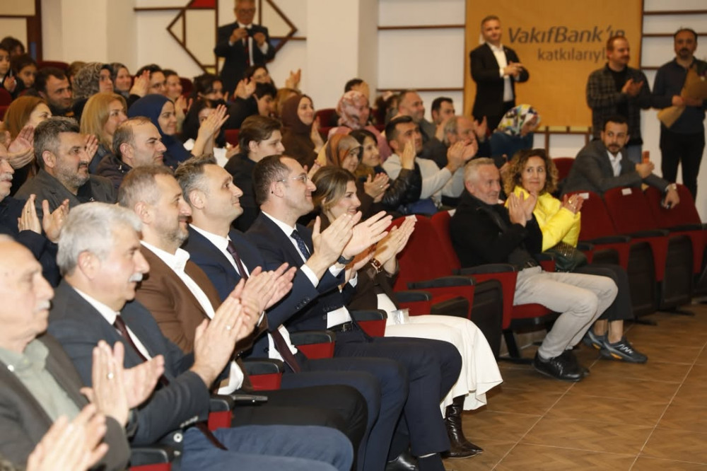 Naxçıvan Dövlət Milli Dram Teatrı beynəlxalq festivalda növbəti dəfə uğurla çıxış edib<font color=red> - FOTOLAR</font>