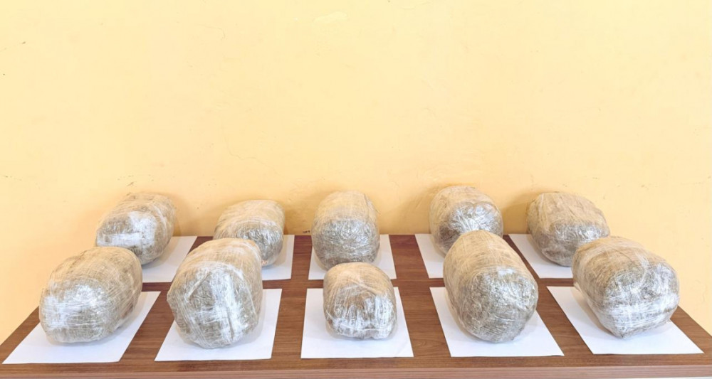 Külli miqdarda narkotik vasitənin ölkə ərazisinə keçirilməsinin qarşısı alınıb<font color=red> - FOTOLAR</font>